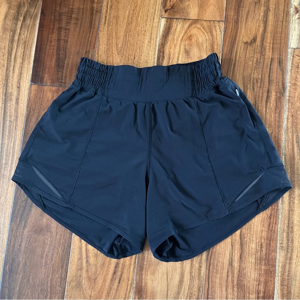 Lululemon Hotty Hot 4” High-Rise Shorts
